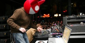 deadmau5-joel-zimmermann-original-mau5-head
